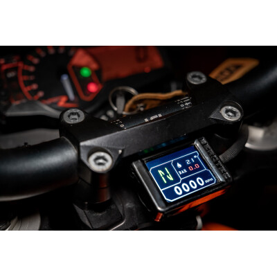 Indicatore di marcia e pressione olio...