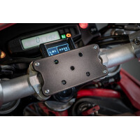 Piastra di montaggio AMPS variante 2 sulla morsettiera del m